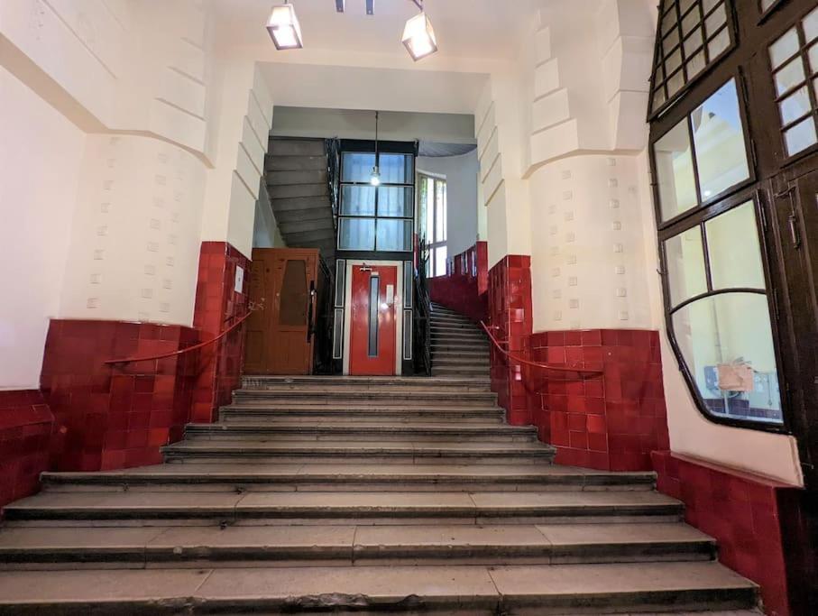 Apartment Charming - Flora's Budapest